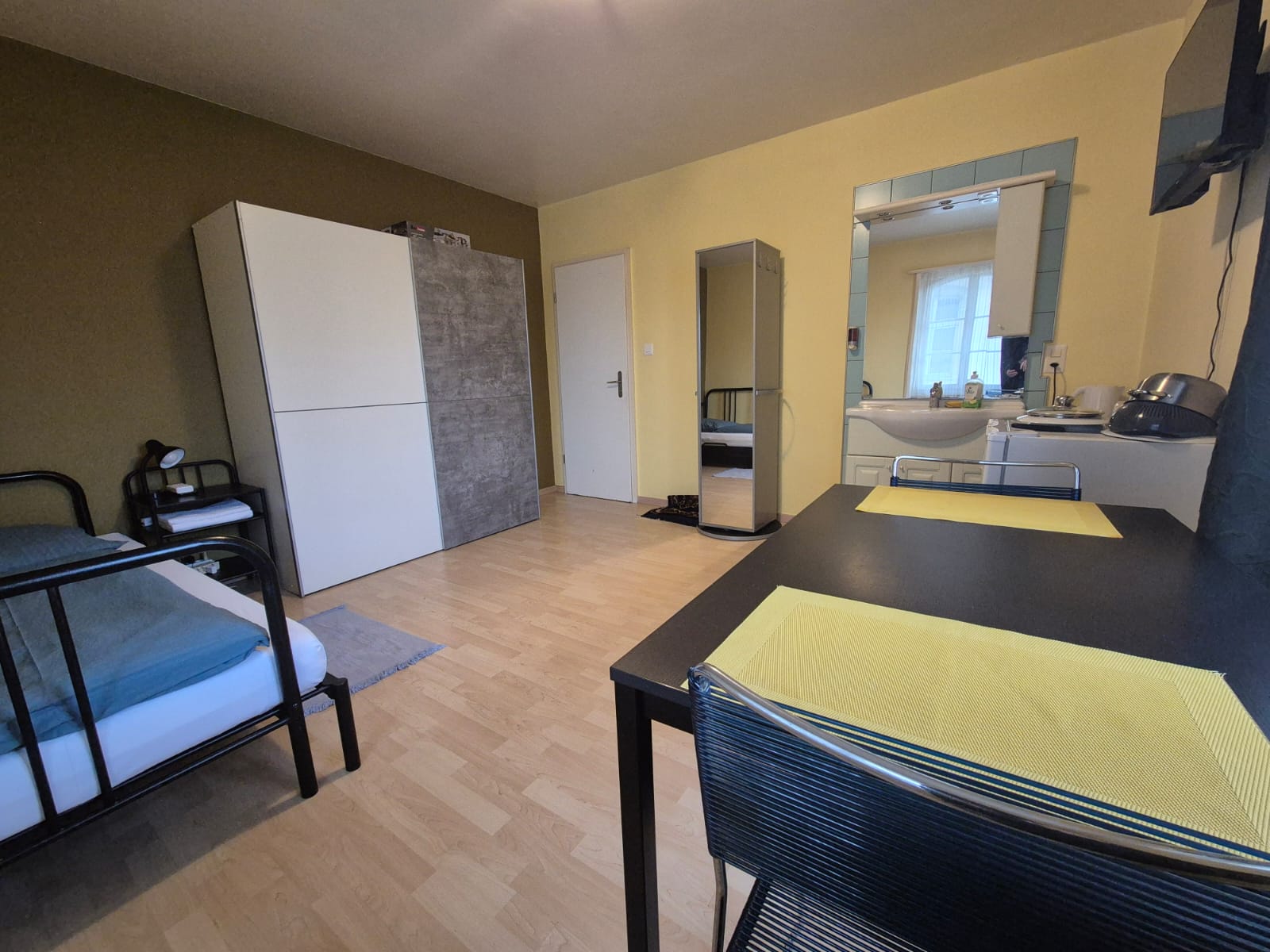Doppelbettzimmer